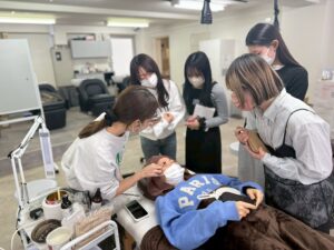 渋谷の美容室・ヘアサロン エイト 【株式会社EIGHT’s】