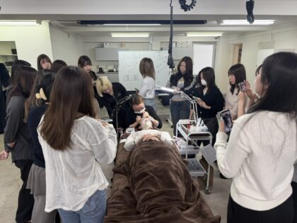 渋谷の美容室・ヘアサロン エイト 【株式会社EIGHT’s】